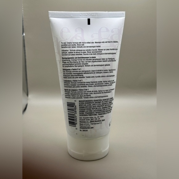 Elizabeth Arden 2-in-1 Cleanser all skin types - Picture 2 of 2